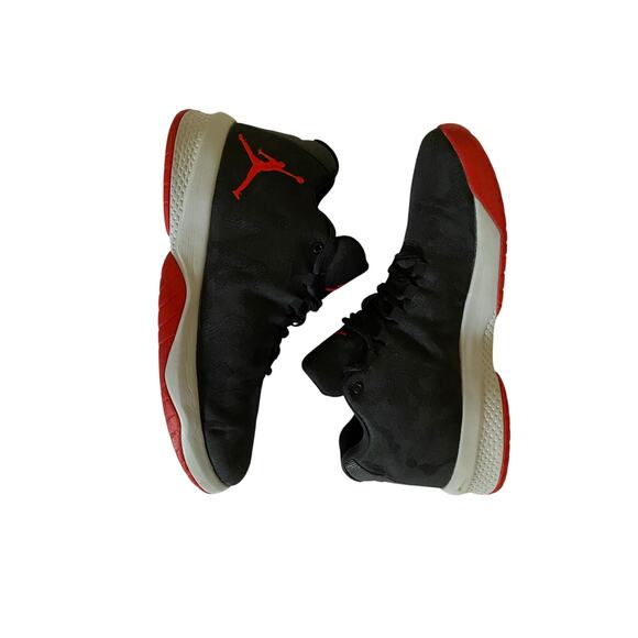 NIKE Air Jordan B Fly “Bred” Mid Basketball shoe - size 11 M / 12.5 W US / 45 EU - Picture 1 of 9